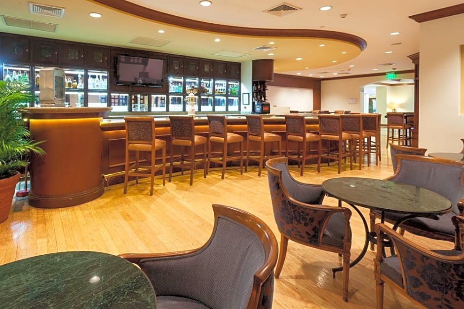 Plaza Hotel and Suites