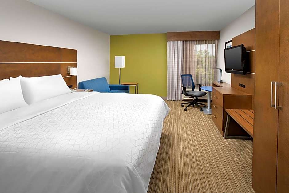 Holiday Inn Express Andover North - Lawrence By IHG