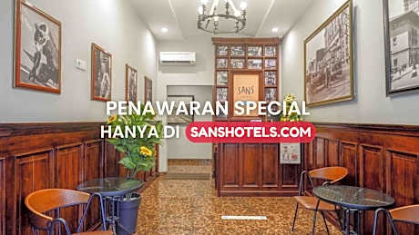 SANS Hotel Empress Simpang Lima