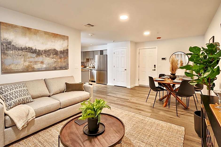 Hyatus at City Views