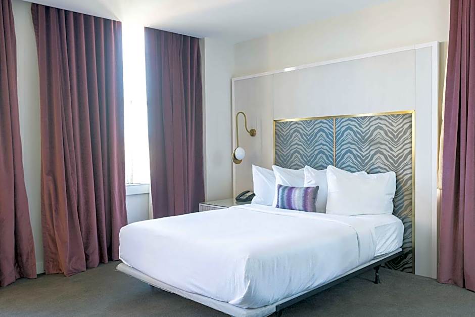 The Kelly Birmingham, Tapestry Collection by Hilton