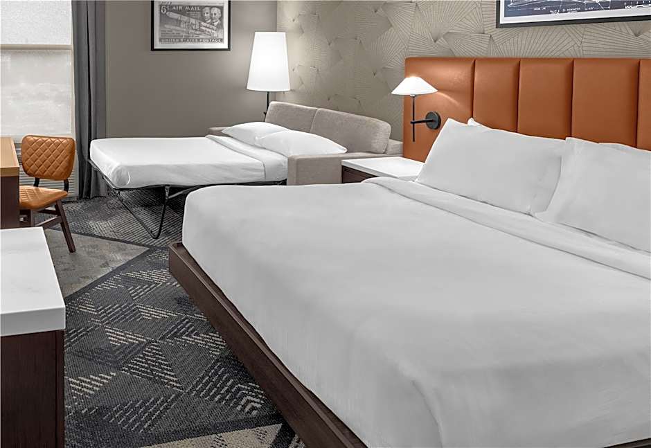 DoubleTree by Hilton Dayton Fairborn