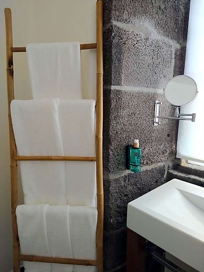 Azores Youth Hostels - Pico