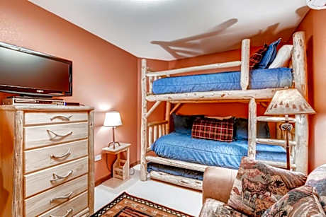 Premier 2 Bedroom Condominium