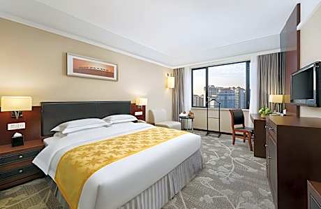 Standard Queen Room