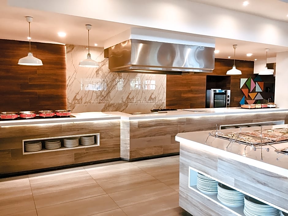 Casa Marina Beach & Reef All Inclusive