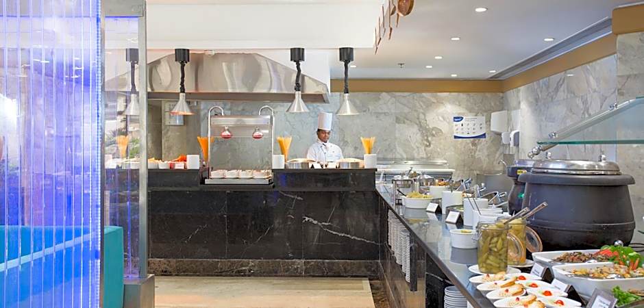 Le Passage Cairo Hotel & Casino