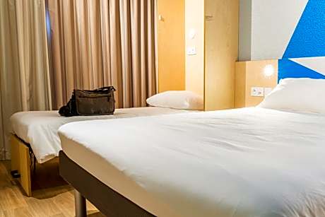 Standard Double Room with Single Bed