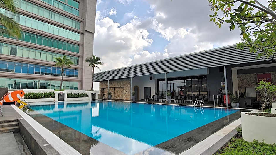 Premiere Hotel - Complimentary Shuttle to Klang Wholesale Market