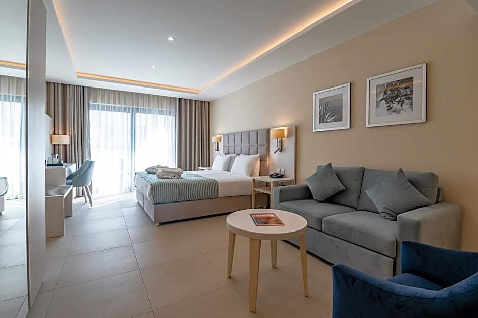 Maritim Antonine Hotel & Spa