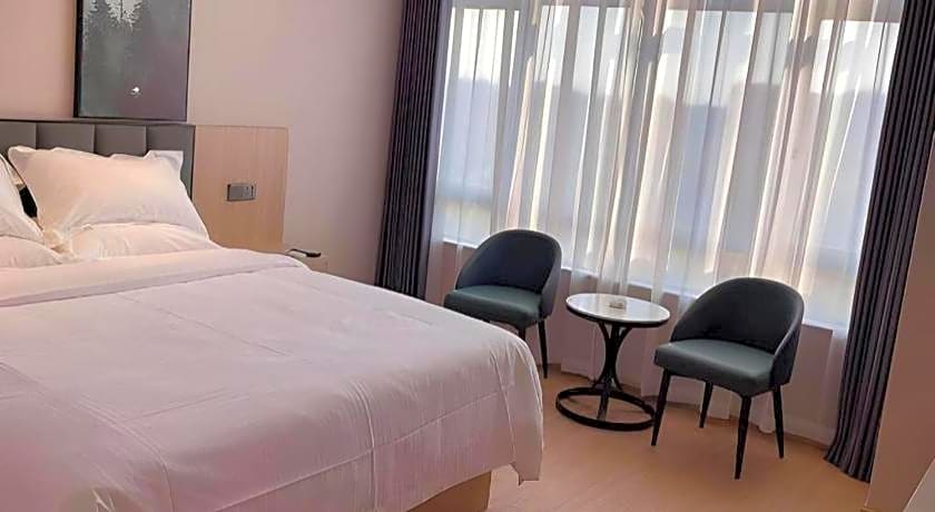 GreenTree Inn Chizhou Pingtian Lake Qingfeng Avenue Business Hotel