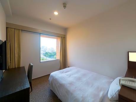 Single Room with City View - Non-Smoking