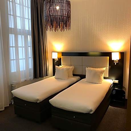 Twin Room Limited View