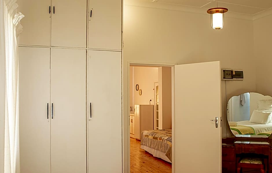 4 Rothman Street B&B