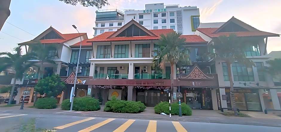 Townhouse Oak Melaka Near Dataran Pahlawan Formerly Ideals Hotel