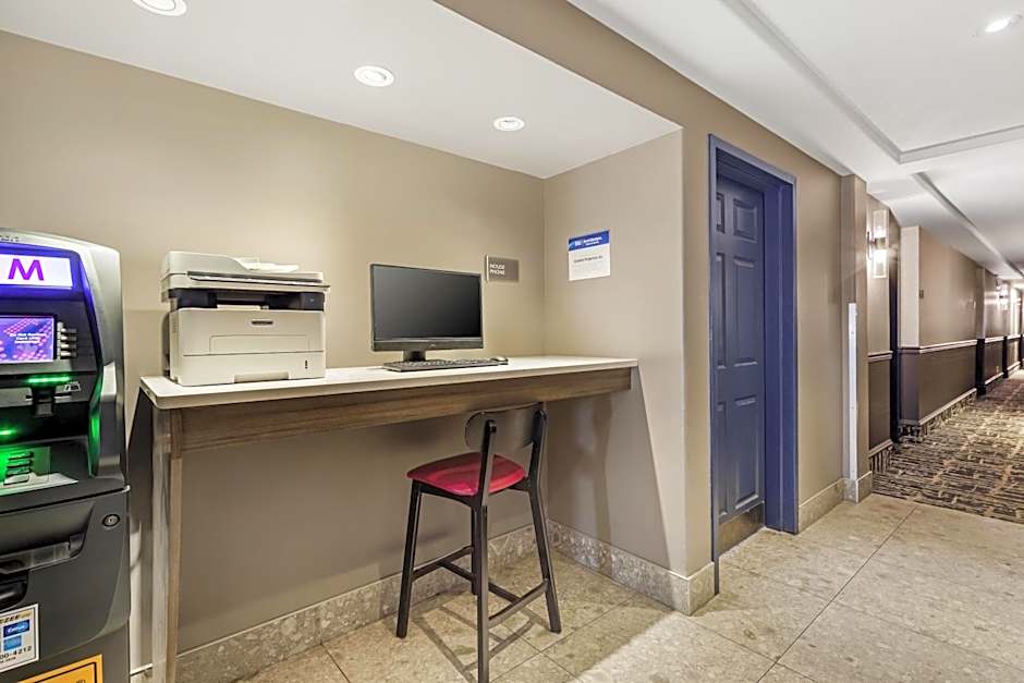 Best Western Plus West Edmonton