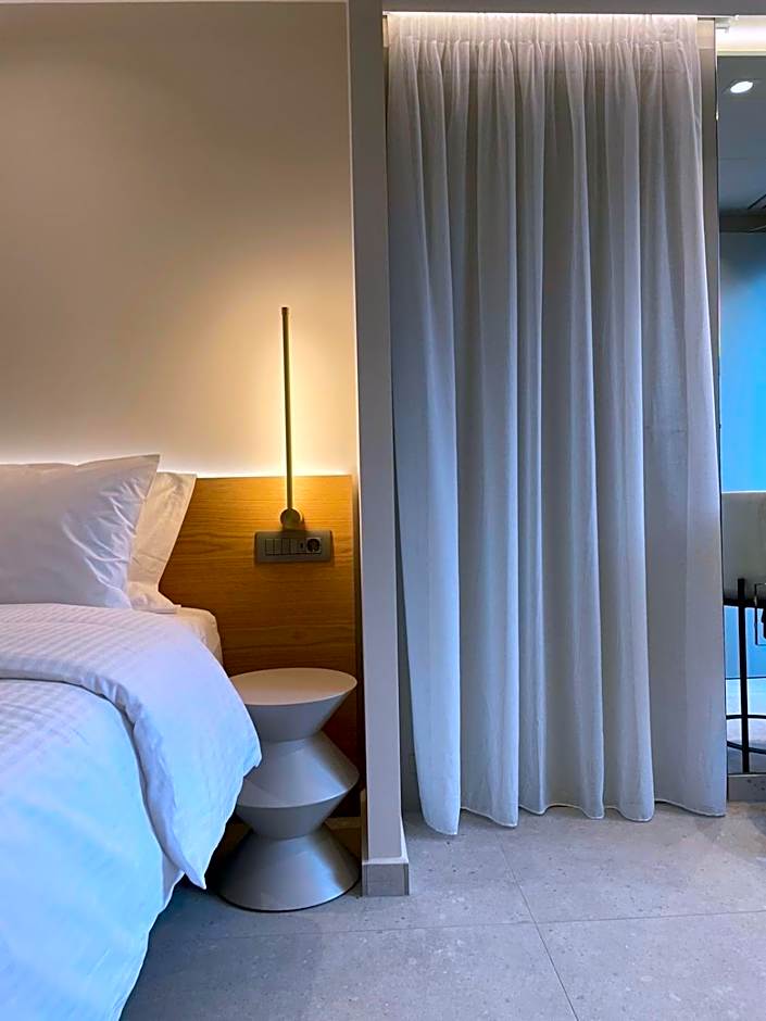 Balance Accommodation