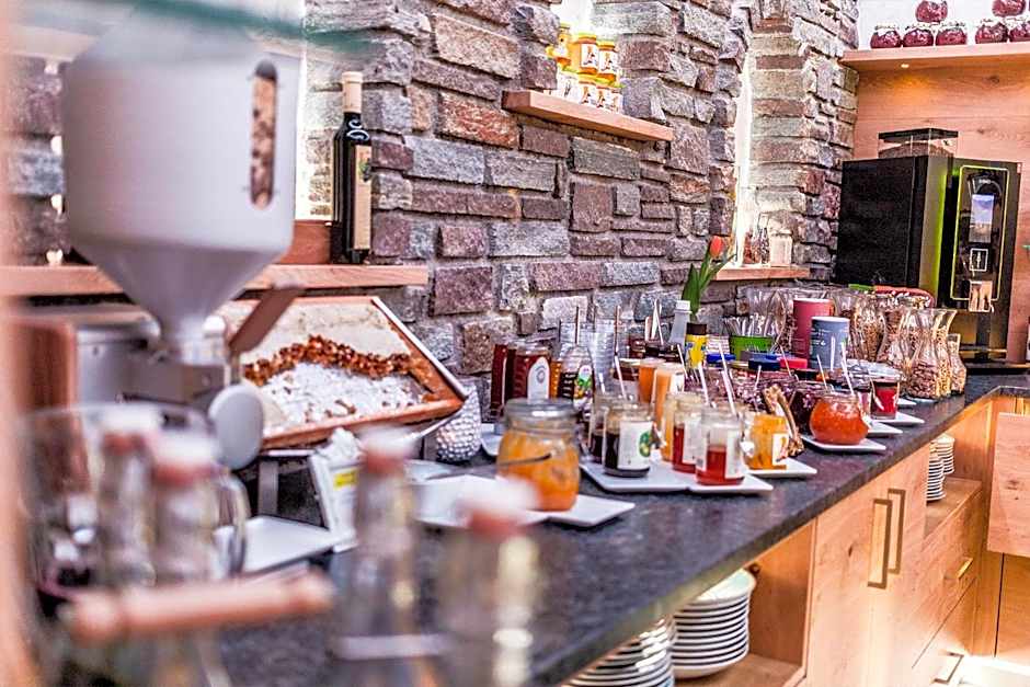 ALPENHOTEL TYROL - B&B - ADULTS ONLY - Alpines Lifestylehotel