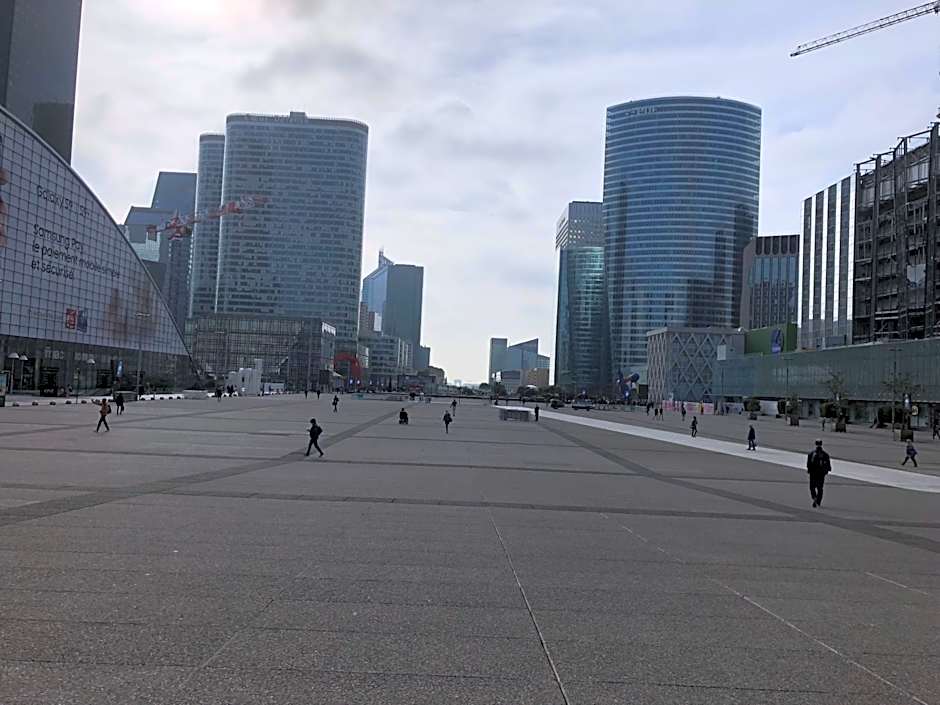 Hôtel de Paris La Défense