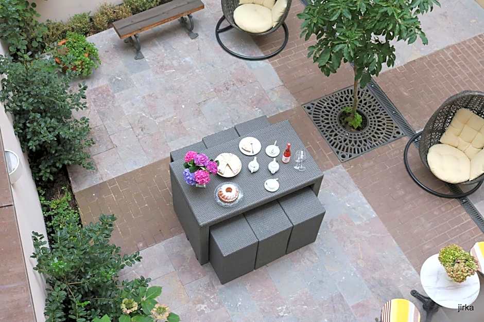 Hotel Golden Key Prague Castle