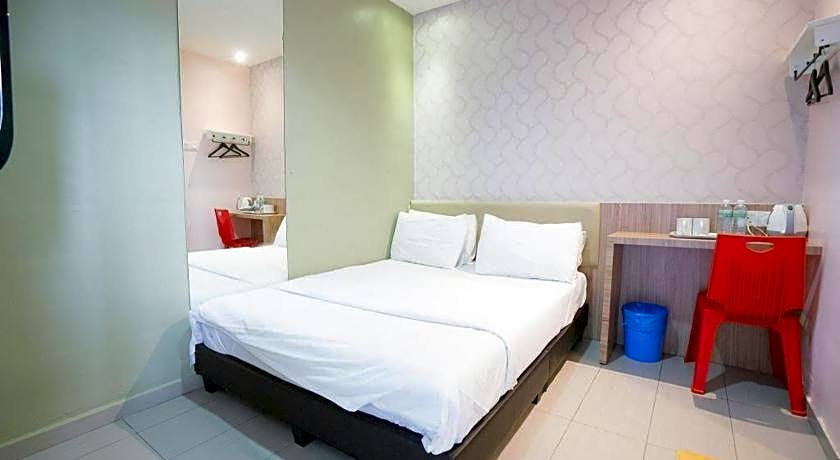 Cappuccino Hotel @ Mount Austin