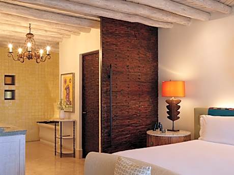 King Coastal View With Plunge Pool