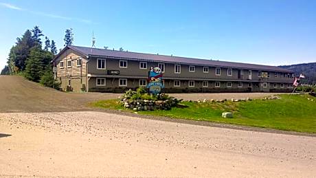 Beluga Lake Lodge