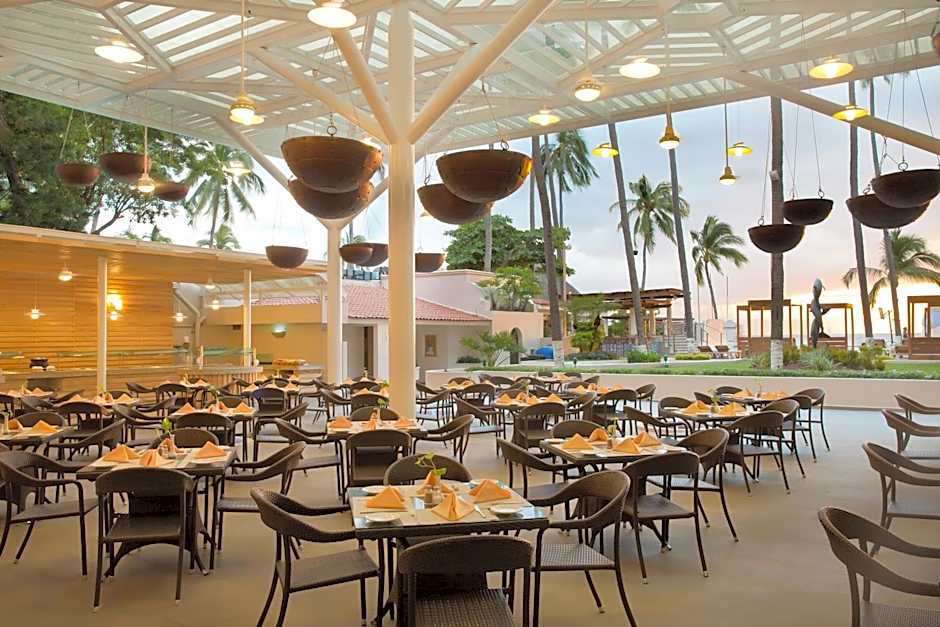 Crown Paradise Golden All Inclusive Adults Only