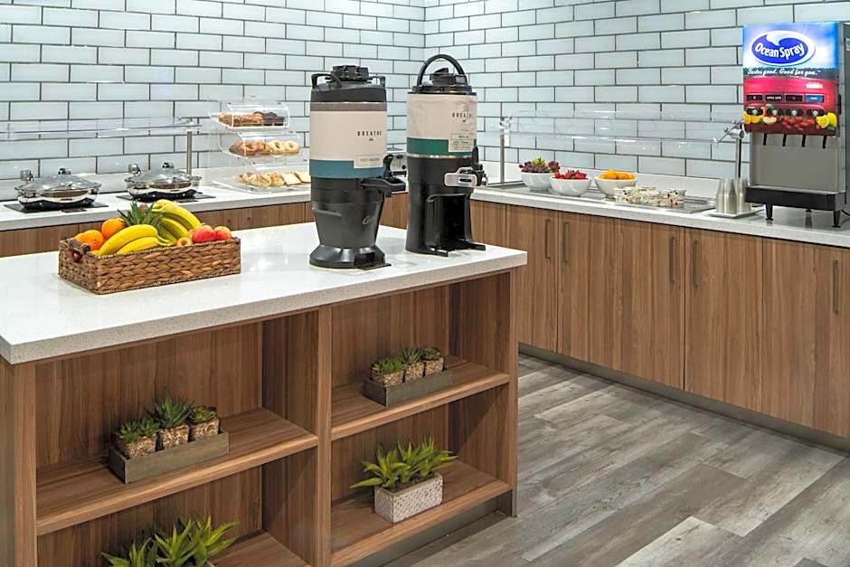 Four Points by Sheraton Alexandria