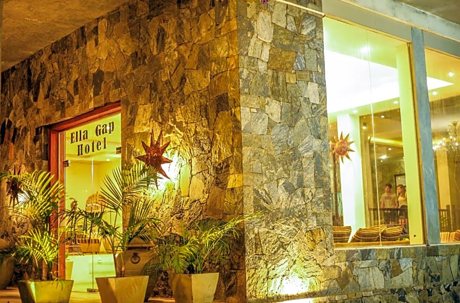 Oak Ray Ella Gap Hotel