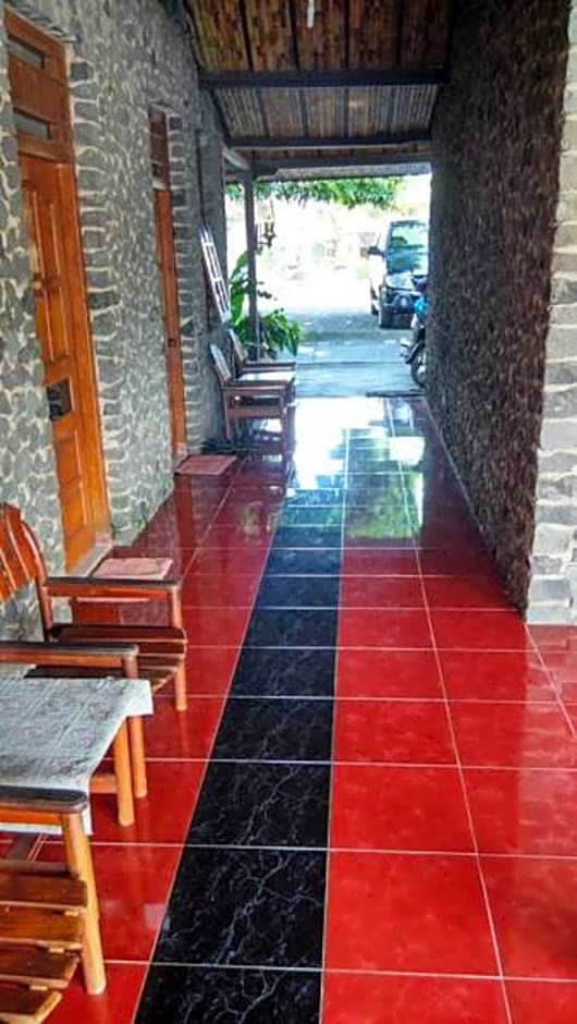 Rajasa Hotel by ZUZU