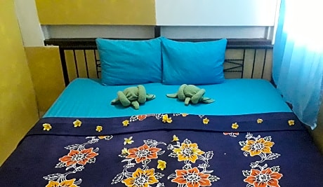 Bunk House Bogor (Kostel)