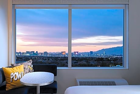Strip View Suite, Larger Guest room, 2 Queen, Strip View Suite view