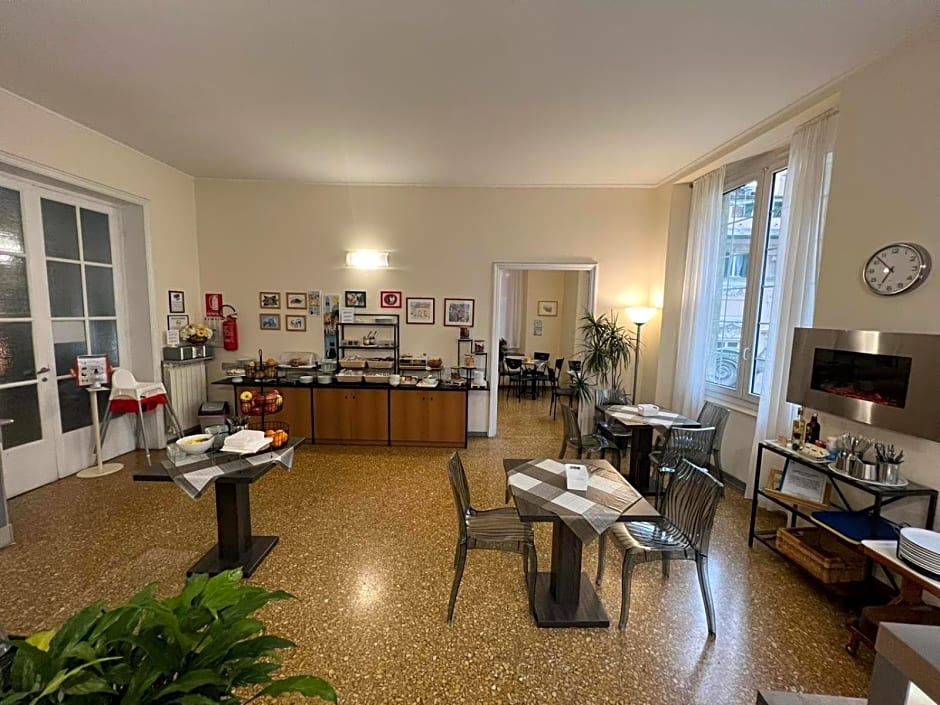 Hotel Cairoli
