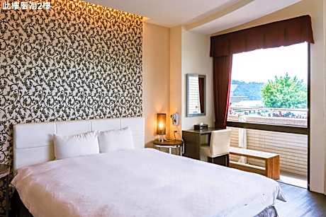 Family Room with Balcony(Lower Floor)