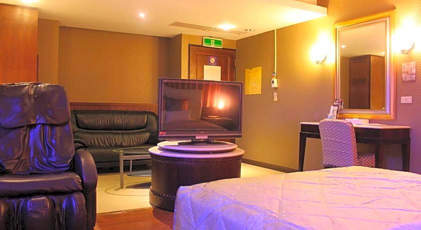 Beverly commercial motel