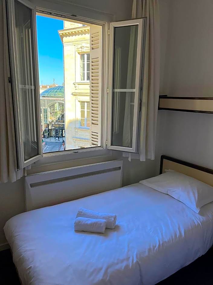 Hotel Des Grands Hommes - Bordeaux Centre