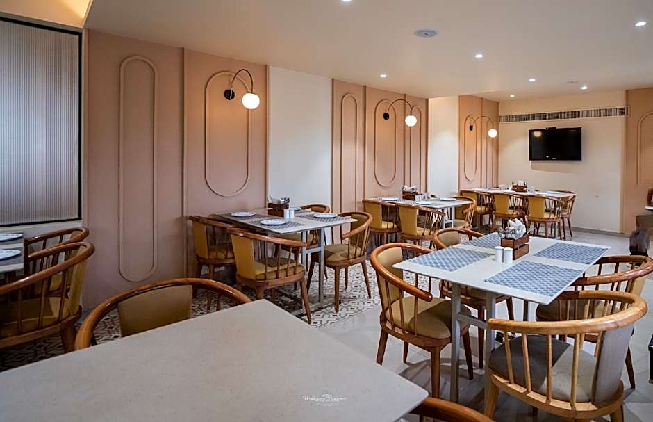 Hotel Vrishali Executive