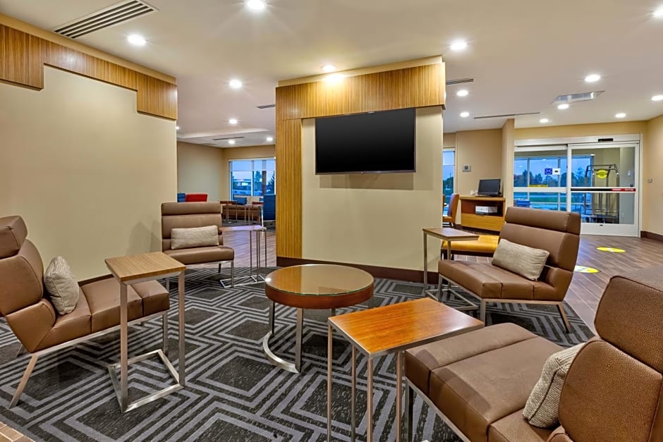 TownePlace Suites by Marriott Grand Rapids Airport Southeast