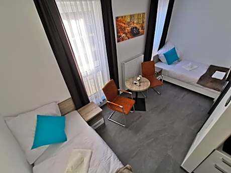 Studio Comfort Twin Bed
