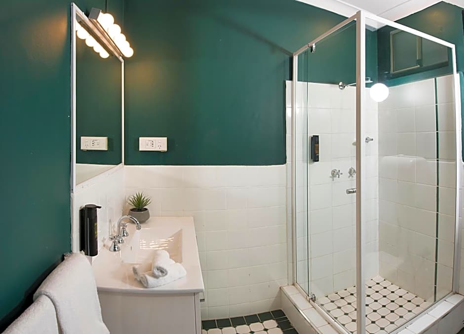 Echo Point Discovery Motel