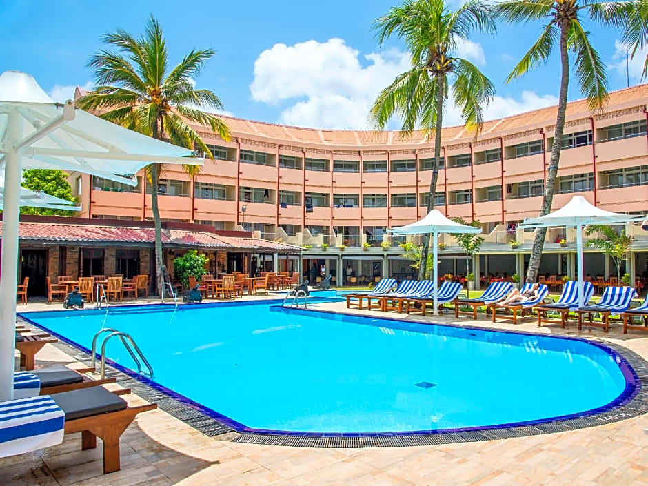 Paradise Beach Hotel