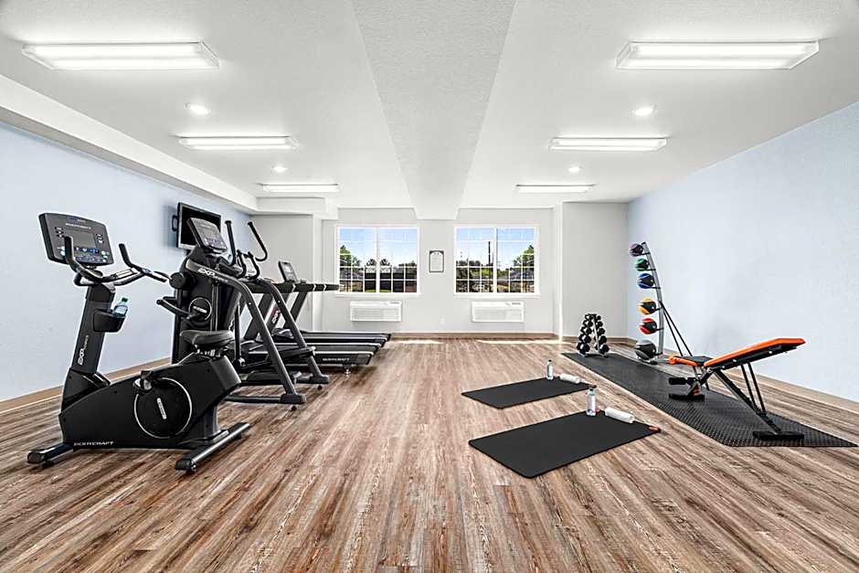 The Ashley Inn & Suites