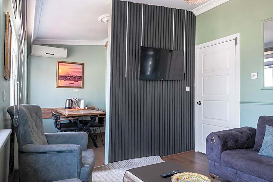 AYKA APART SUiTES OLD CITY