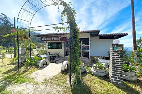 OYO Homes 90264 Lily Cottage & Kitchen