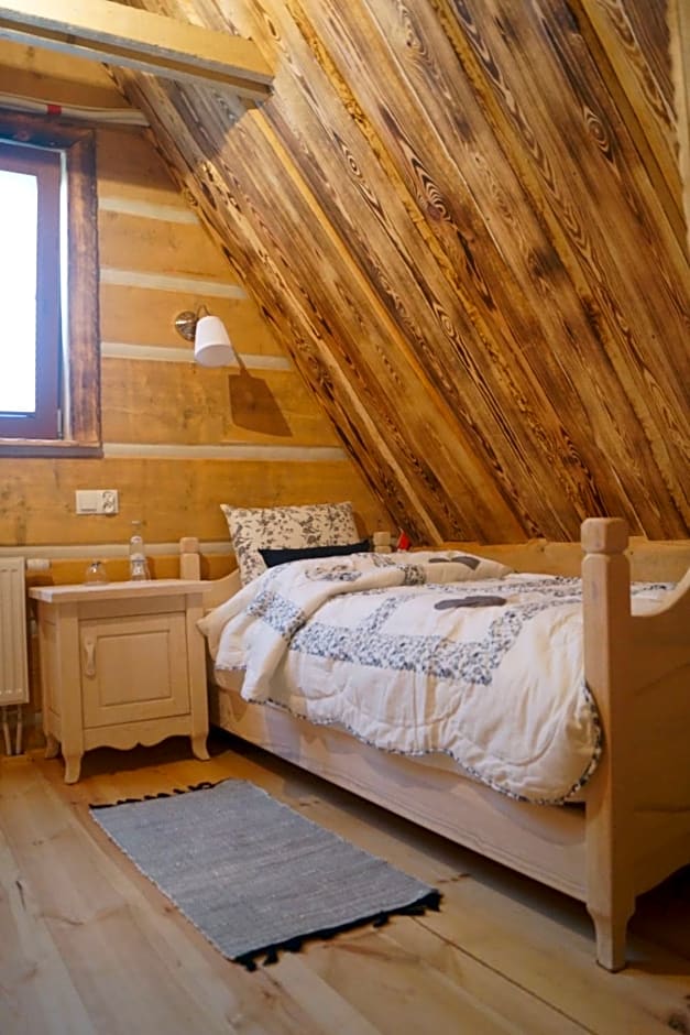 Smolnikowe Klimaty - Chyżula - Sauna&amp;Jacuzzi