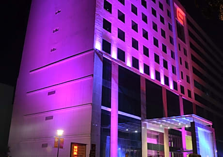 E Hotel