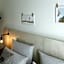 Holiday Inn - the niu, Tab Dusseldorf Main Station By IHG