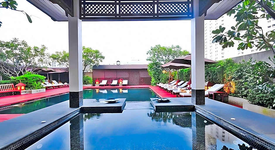 Centre Point Pratunam Hotel