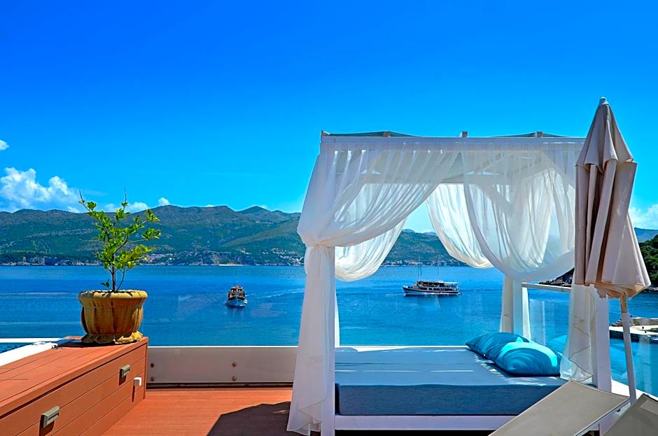 Kalamota Beach House